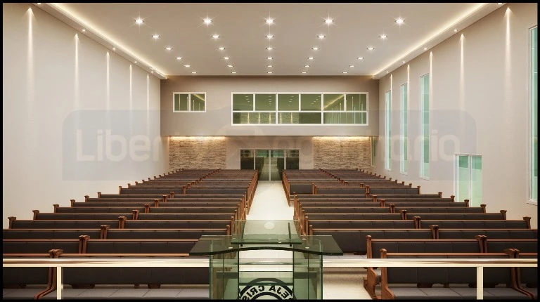 Salão principal com bancos vista do púlpito da Igreja Cristã Universal em São Paulo